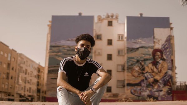 Comment mixer imprimés et textures comme un pro