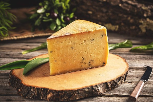 Quelles sont les astuces pour bien choisir un manteau d'hiver qui affine la silhouette ?