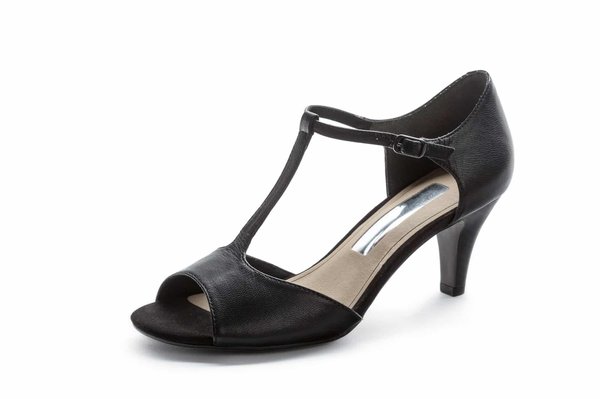 Sandales noires pour femme : quelle paire vous convient ?